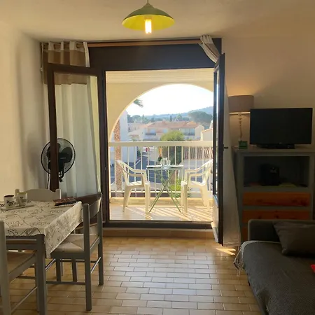 403 3 Pers Port Soleil Vue Piscine * Agde